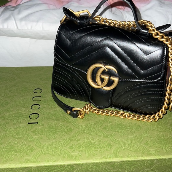 100% authentic Gucci Marmont Mini Top Handle (Black) Brand new Never Used - Picture 1 of 5